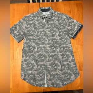 Robert Graham  Casual Button Down Shirt